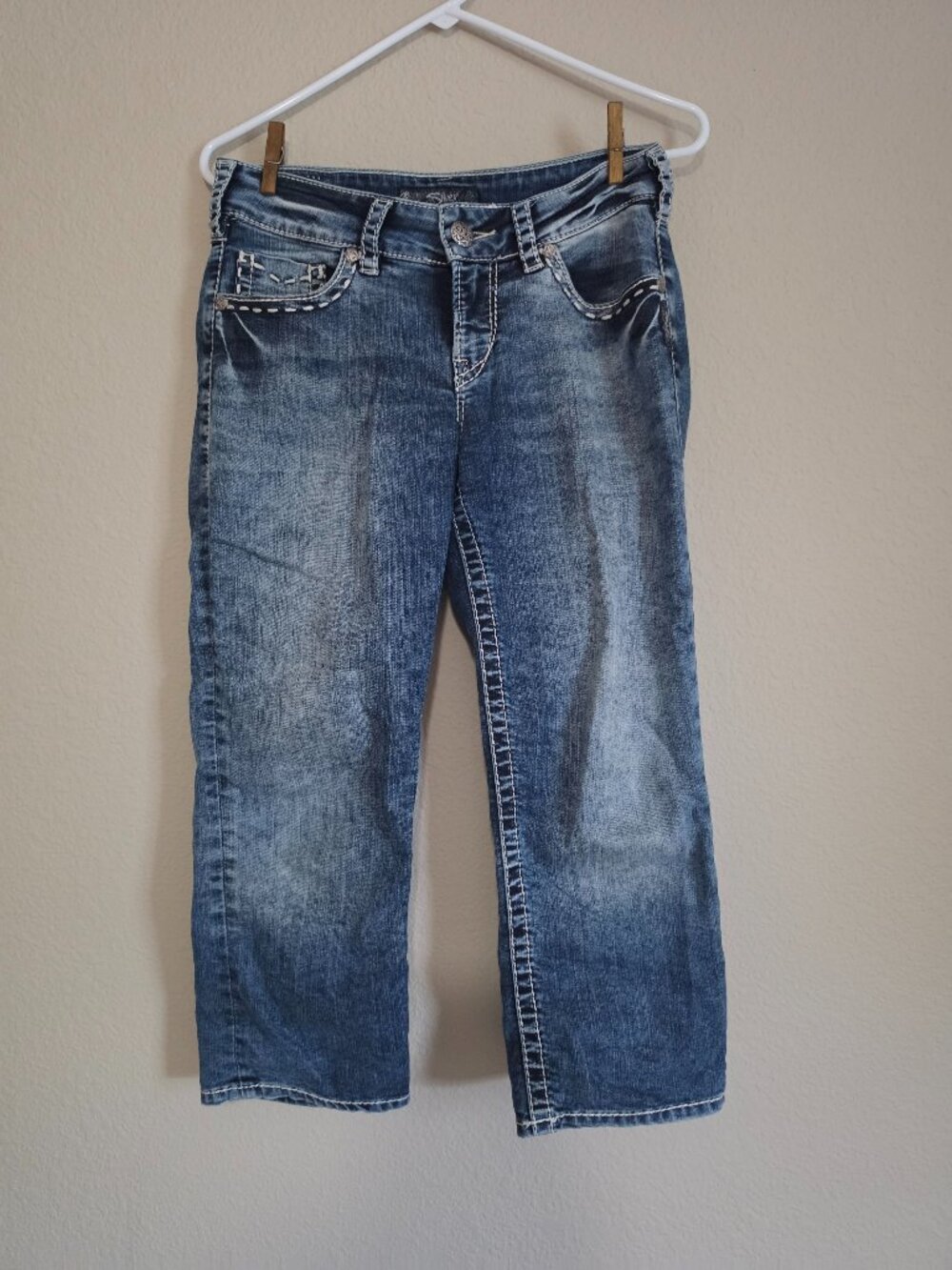 Silver Women's Jean Capris Size 28